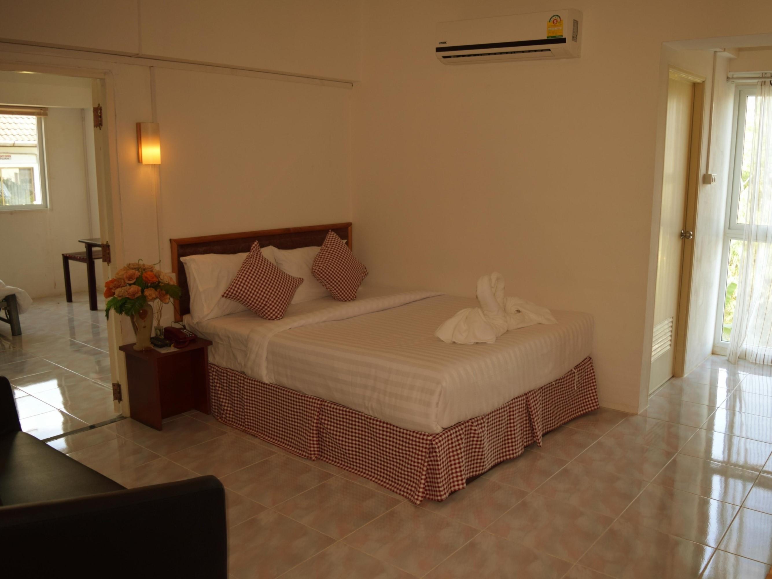 Hotel De Ratt Пхукет Екстер'єр фото