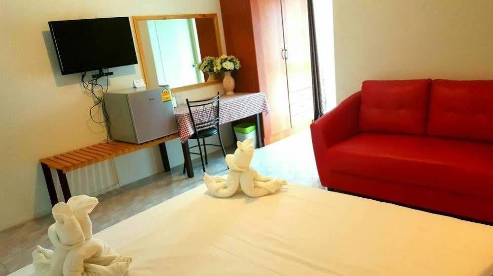 Hotel De Ratt Пхукет Екстер'єр фото
