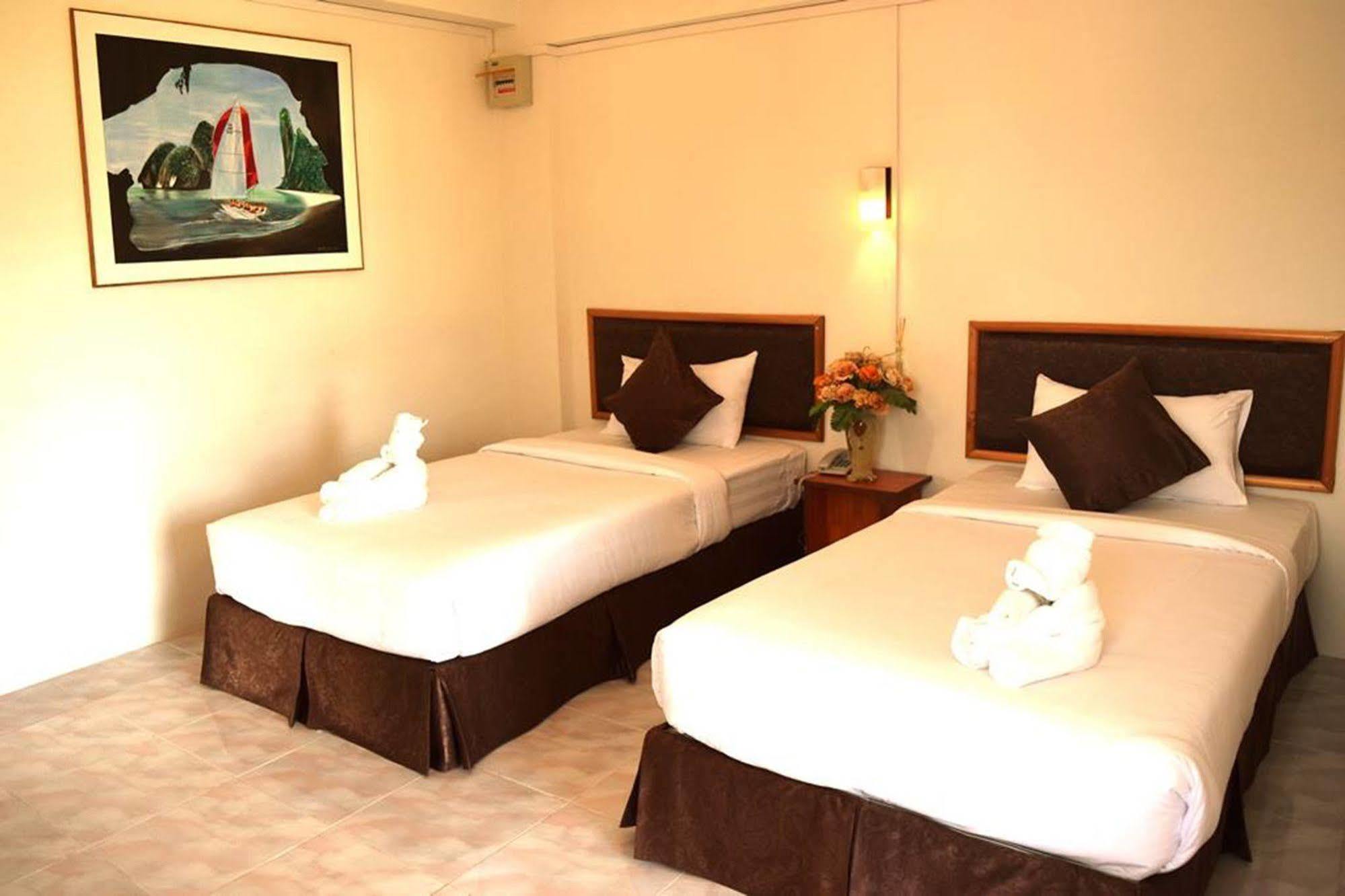 Hotel De Ratt Пхукет Екстер'єр фото